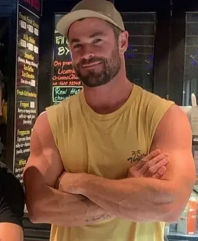 HungryThrow1775의 Chris Hemsworth