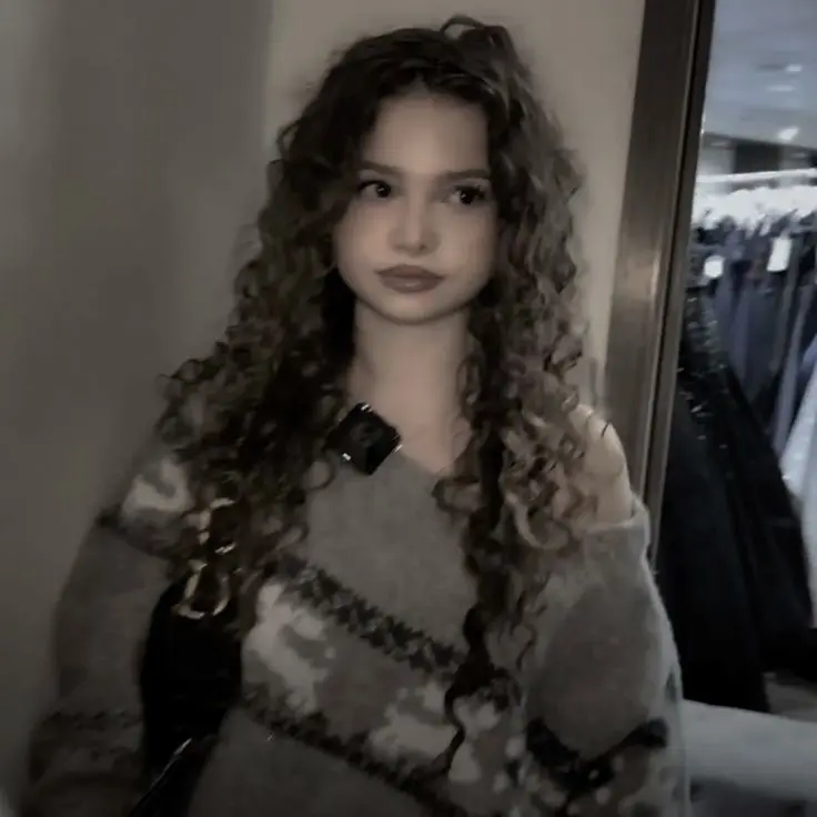 Yozzyyy_09의 💖 Sunday Kalogeras 💖