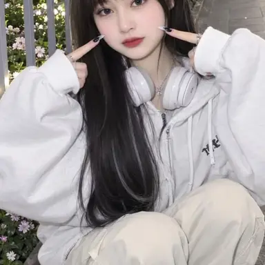 Profile image of Lily