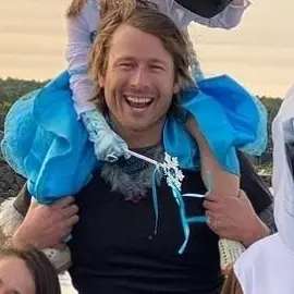 Profile image of Glen Powell
