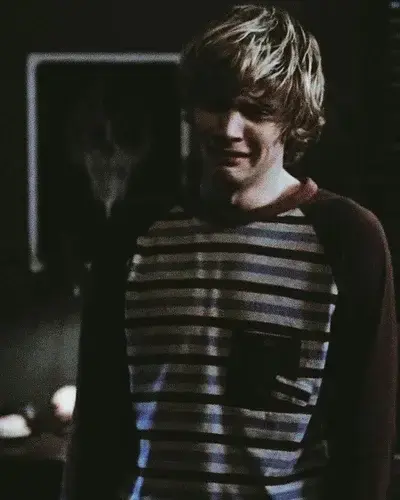 SimpleTrain0846의 Tate Langdon