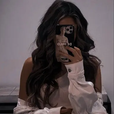 Profile image of Leah