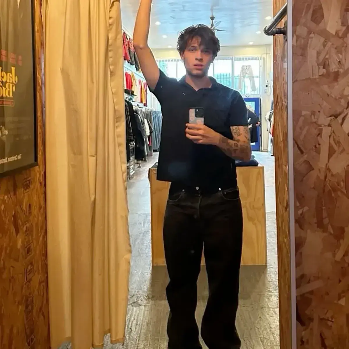 HomelyWater6751의 Leo Moretti