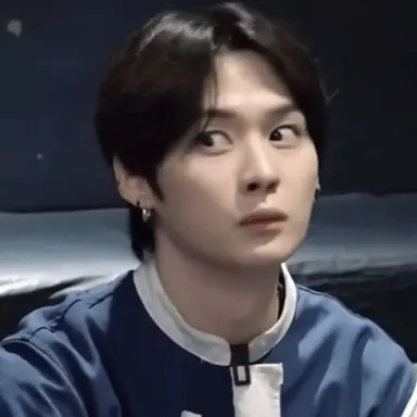 Profile image of Lee know