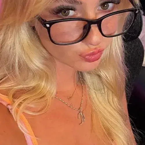 SafeMink9767의 Natalie Reynolds