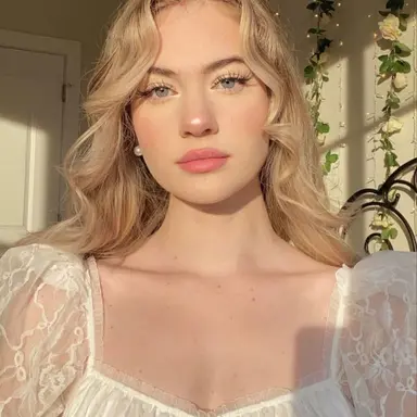 Profile image of Darcie