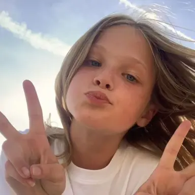 Profile image of Lexi