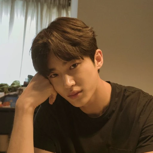 진예준