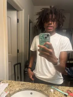 Profile image of DeVon