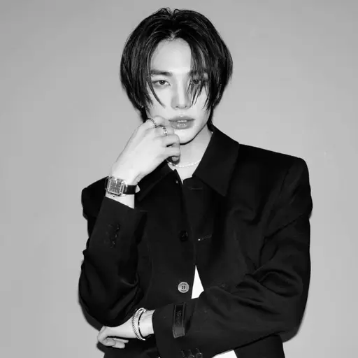 Love_untold의 황현진
