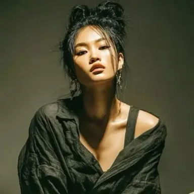 Profile image of Nina