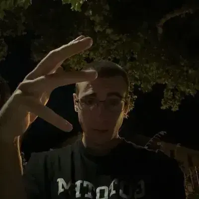 MerryHoops3685의 Enzo Rossi