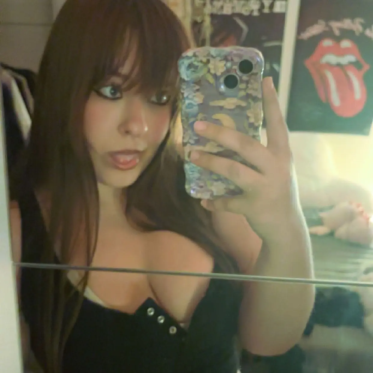 SmartGems3679의 Bedroom Confessions