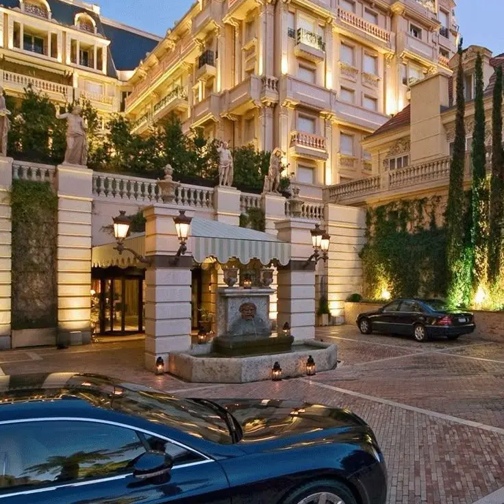 GreasyLeaf3425의 미니특공대 재벌 AU