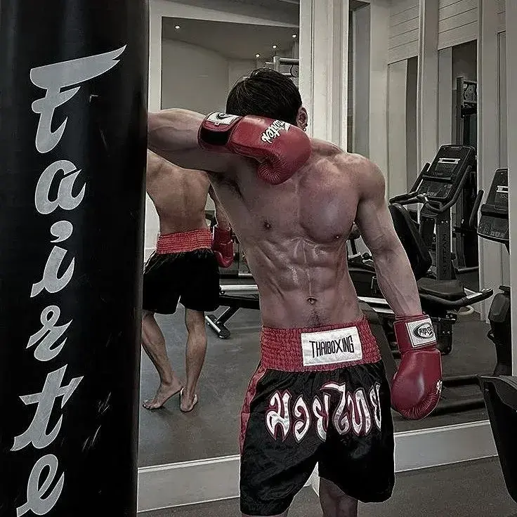 SuperbCost6723의 Caleb