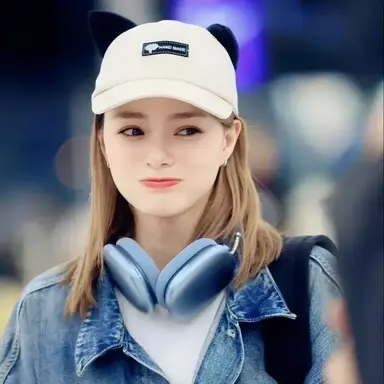 Profile image of Chloe