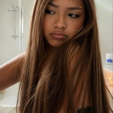 Profile image of Lyana