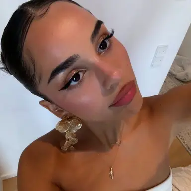 Profile image of Talia
