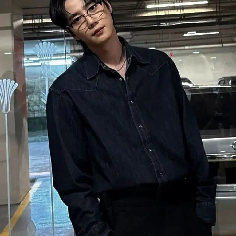 ME0KKII의 lee jun young