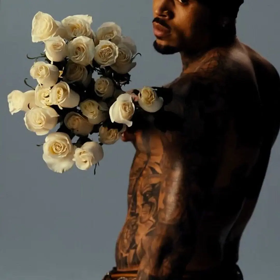 FullGems5308의 Married to Chris Brown