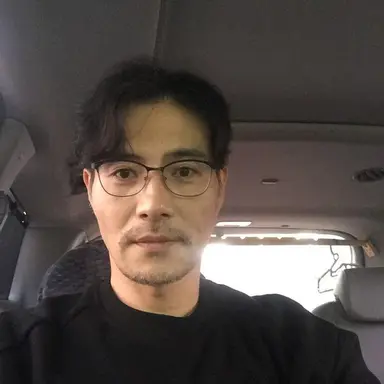 Profile image of Woojin father. Vince