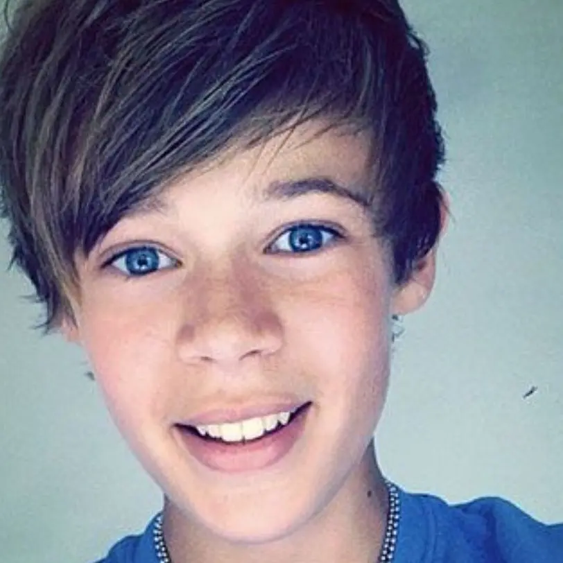 Ryker.jay.54의 Child Pop Star