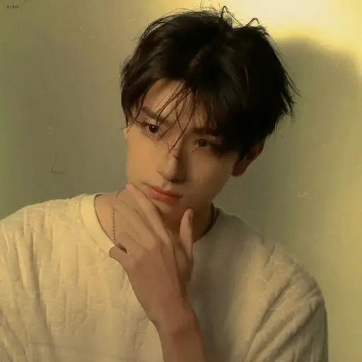 CasualSun3247의 이서원