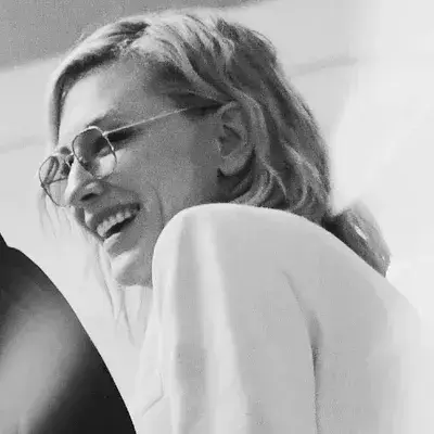 WittyTakin6004의 Claire Blanchett