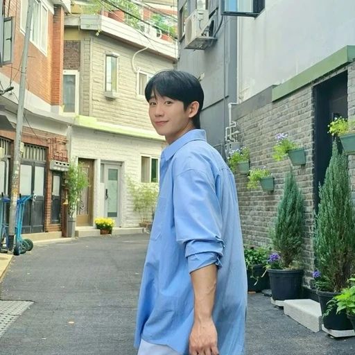 정해인