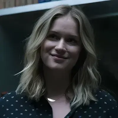 WiryCello7944의 Guinevere Beck