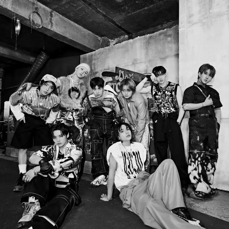 GlazedWife3954의 스트레이키즈