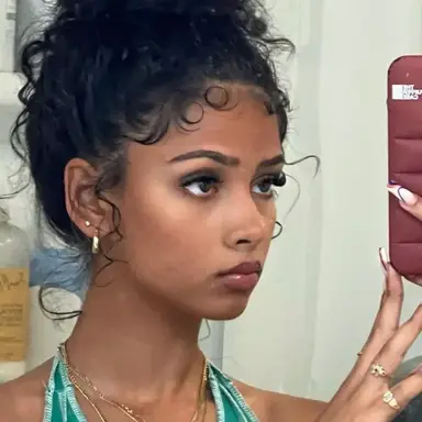 Profile image of Marisol