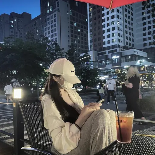 FleshyDuck4389의 이은비
