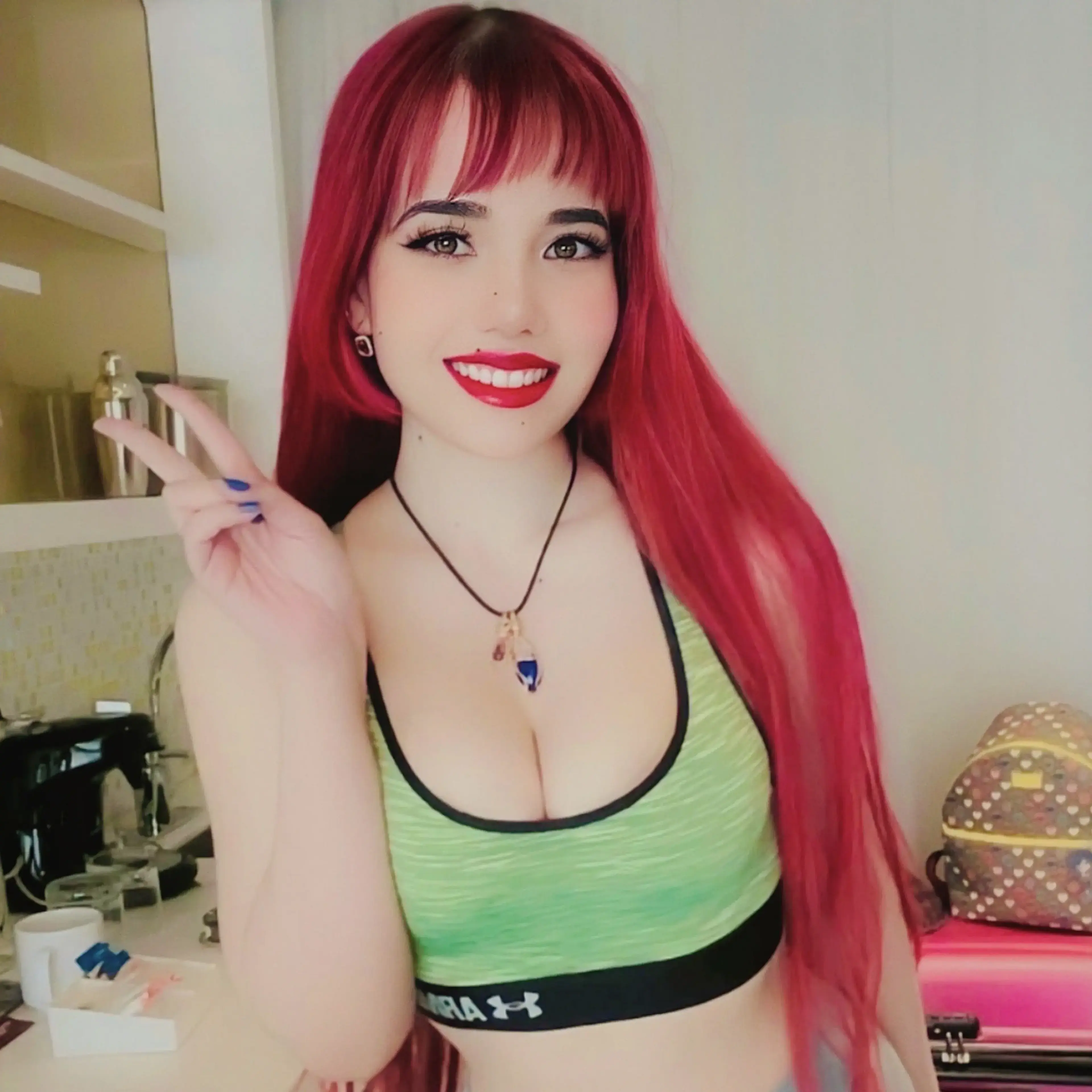 GroggyGravy8975의 Windy Girk