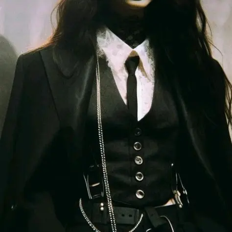 Lez의 허 유 진