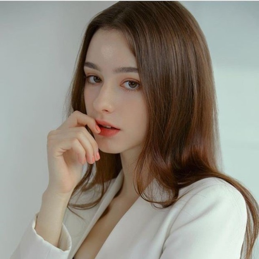 아나스타샤 대표 이미지