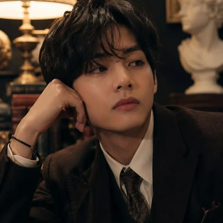 Seoha_77의 You're father's friend son and a secret mafia