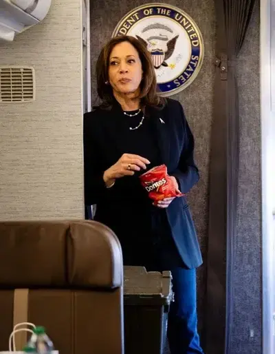 BrashBeads5017의 Lena Caldwell