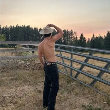 Profile image of Ty