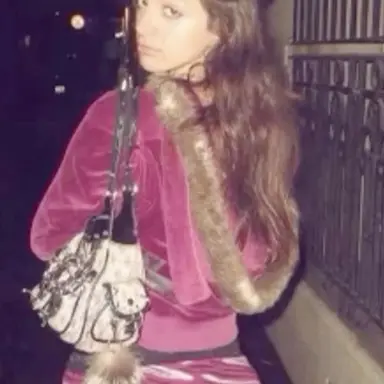 Profile image of Amy