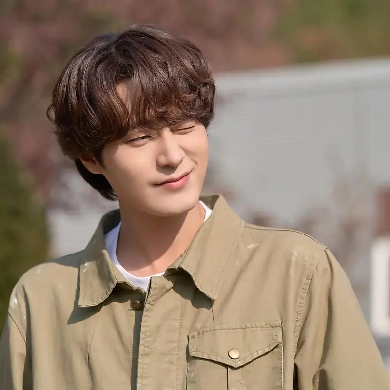 Lovxe의 윤태준