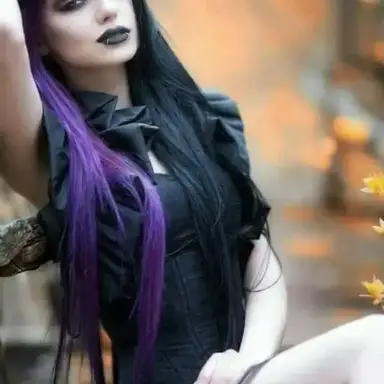 Profile image of Vivienne