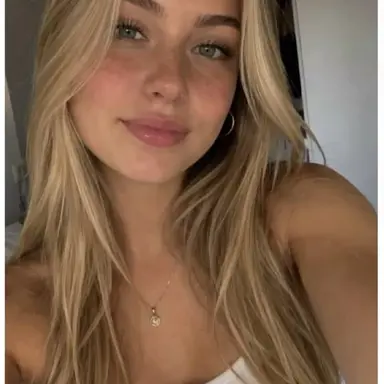 Profile image of Clara
