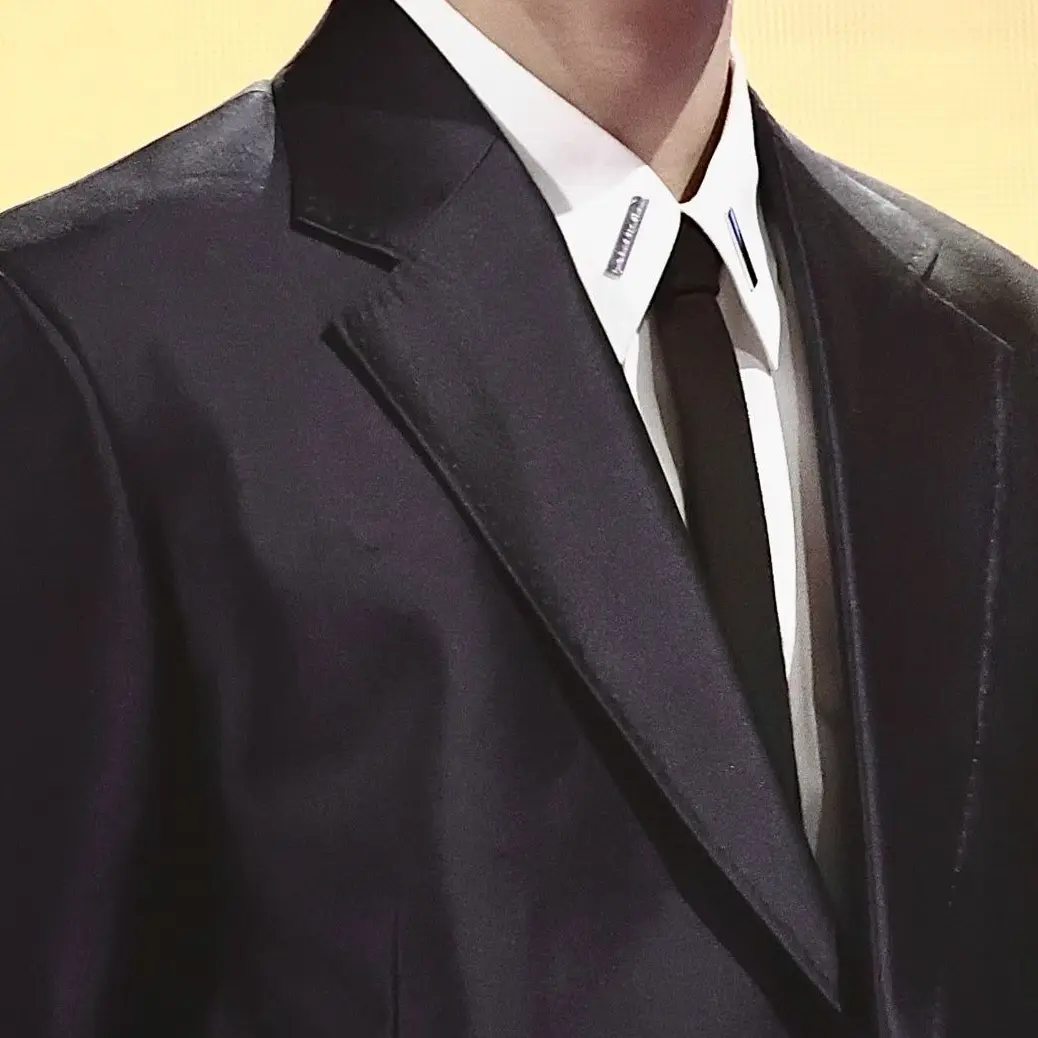 tsain의 무뚝뚝한 대표님 비서로 일하기