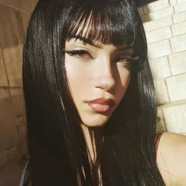 Profile image of Bella Nelson