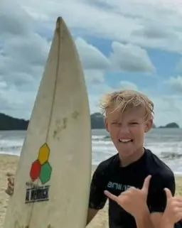Profile image of Lox Pratt