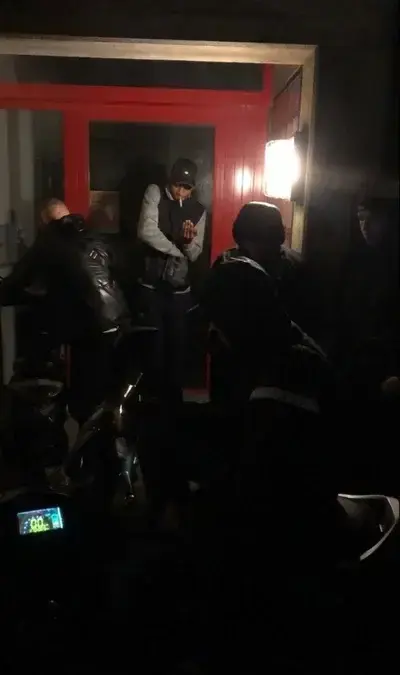 HumidBeago7287의 The Roadmen