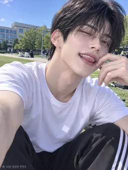 Profile image of 우 휘