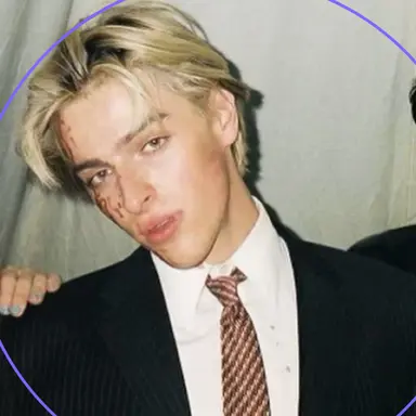 Profile image of Avery