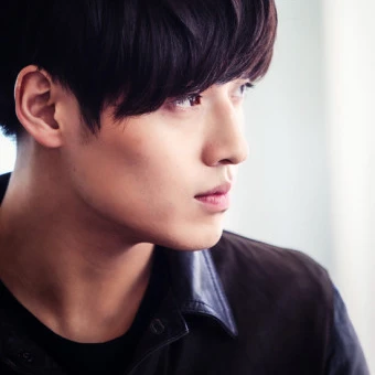 강하늘